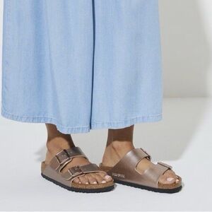 BIRKENSTOCK Arizona Birko-Flor Arizona Metallic Copper( Rose Gold) Sandals